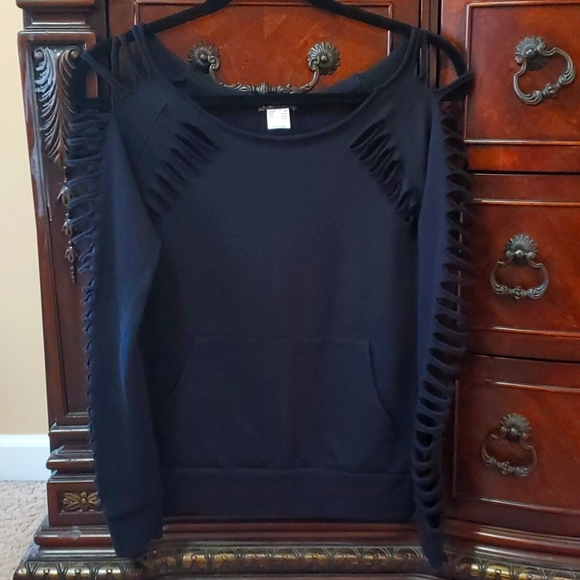 Venus ripped style sweater - Picture 1 of 4